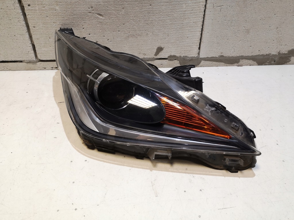 фото №1, Лампа правий перед aygo ii