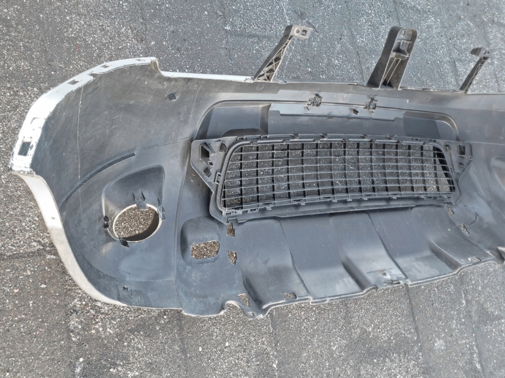 фото №11, Бампер перед передній dacia duster i 2010-17