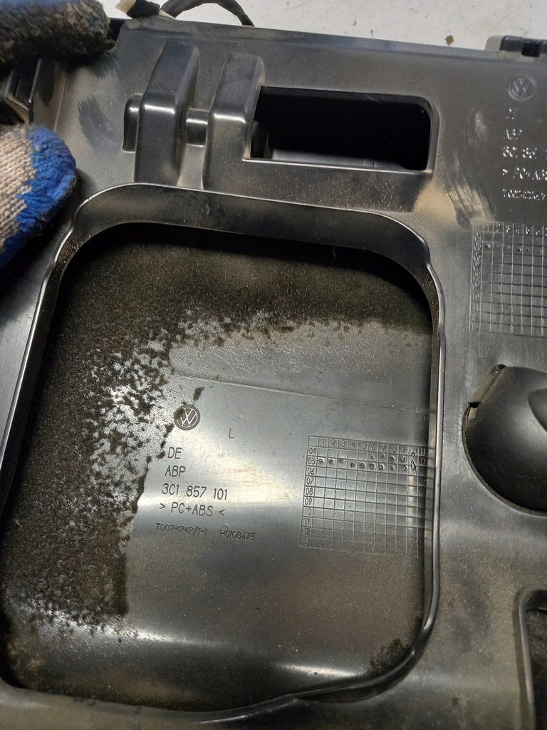 фото №7, Бардачок пасажира vw passat b6 3c1857114