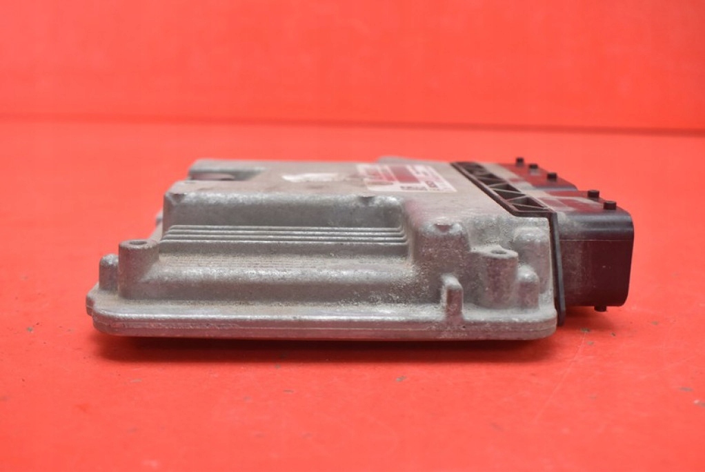 фото №6, Блок управления двигателя 03g906021qe 0281014057 vw golf v plus 2.0 tdi 140 km