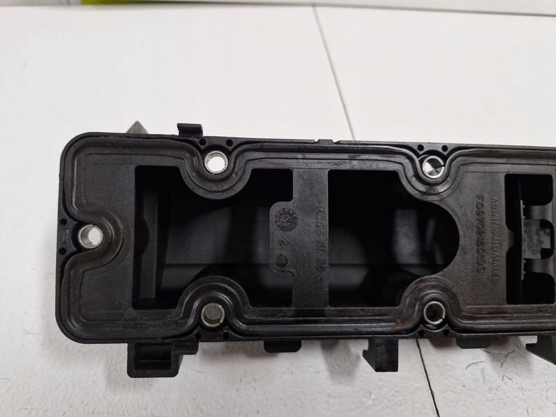 фото №8, Peugeot 307 407 citroen 2.0 b крышка клапанов 09702160100