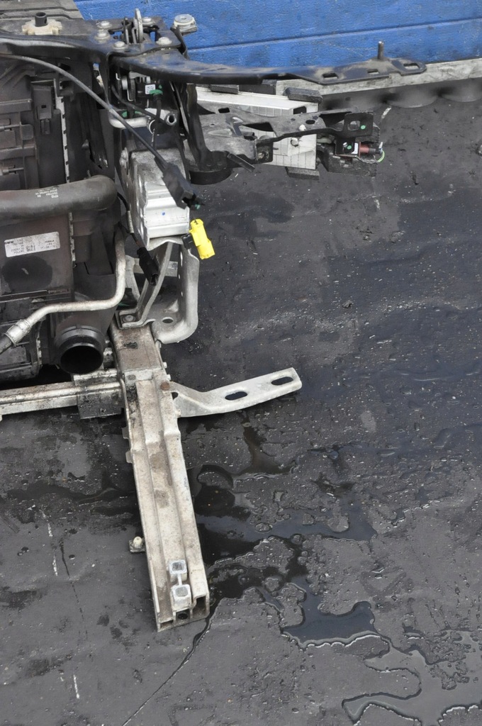 фото №9, Bmw 2 active tourer f45 1.5 d pas передній комплект 7434544