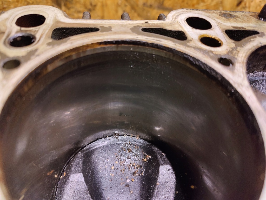 фото №6, Блок dół wał поршні 2.0 fsi awa a4