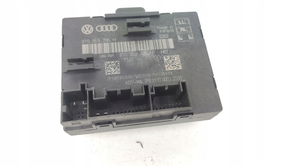 фото №1, Audi a4 b8 a5 8t модуль дверь левый правый задняя