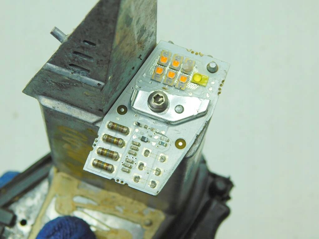 Bmw x5 f15 x6 f16 модуль поворотник правый md e1 3320-1 с Разборки