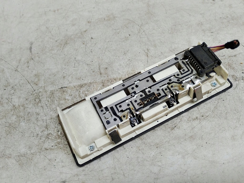 фото №6, Bmw лампа потолочный кабины 8364928 europa