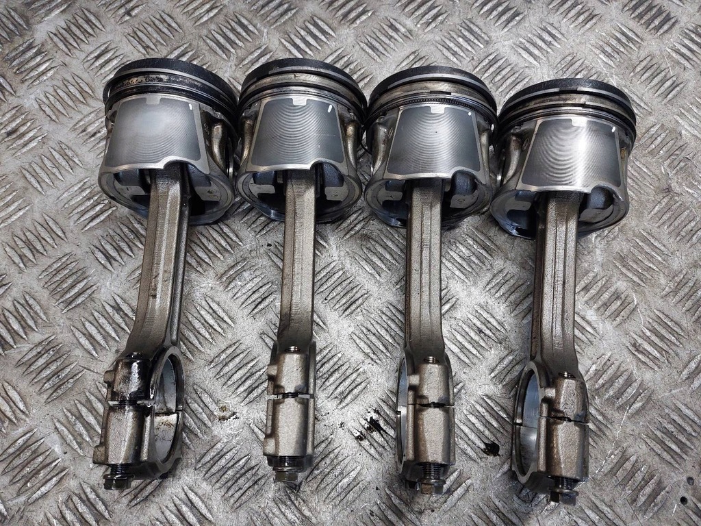 фото №1, Поршень + шатун renault master iii 2.3 dci m9t870