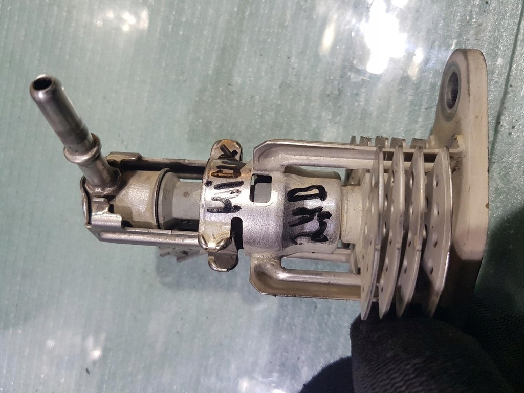 фото №1, Инжектор adblue 2.4 toyota hilux viii