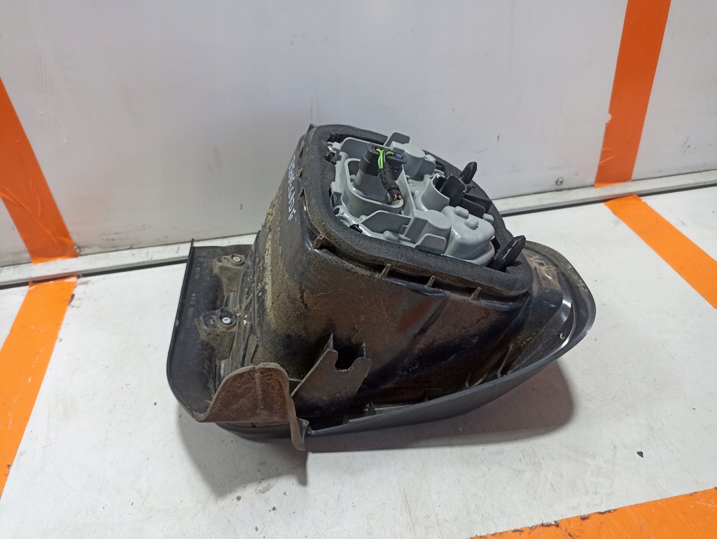 фото №3, Jeep renegade лампа правая задняя 52060575