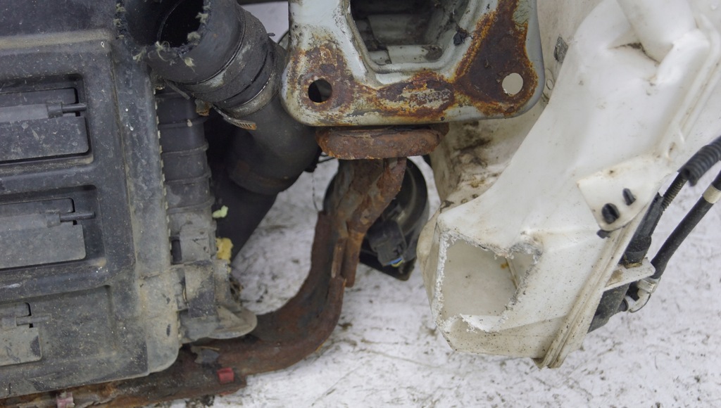 фото №13, Pas передній радіатор ford focus mk3 2.0tdci