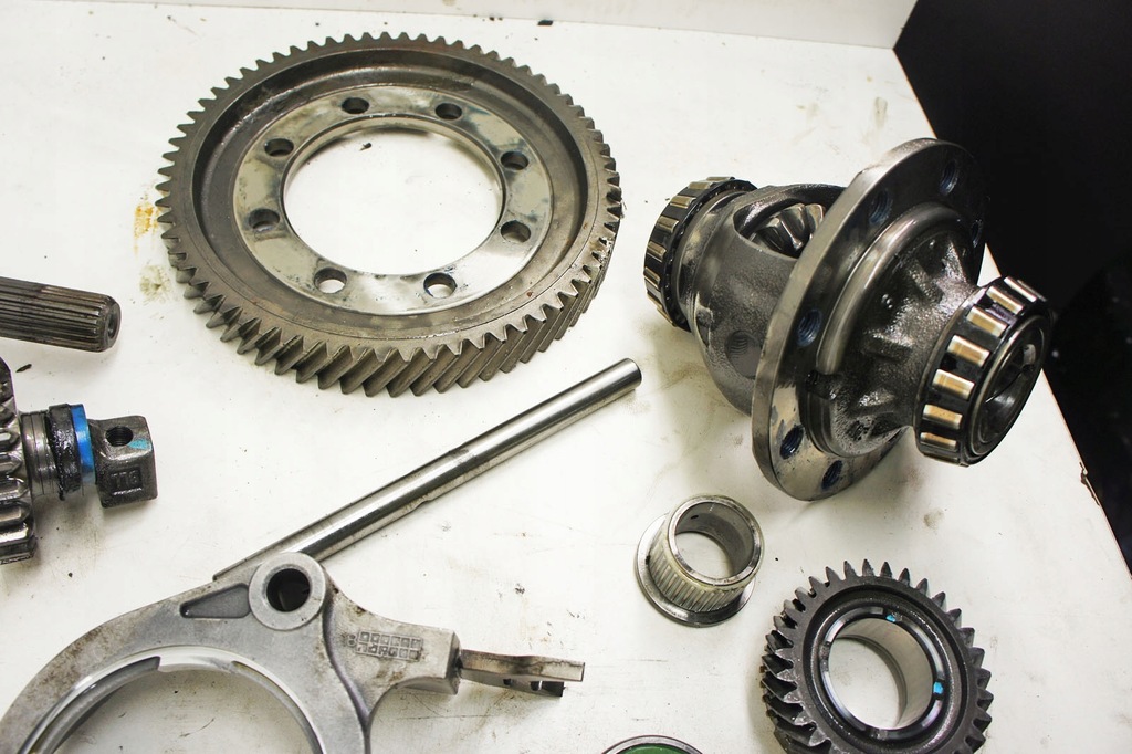 фото №12, Kh326 hyundai elantra vi коробка передач передач частини