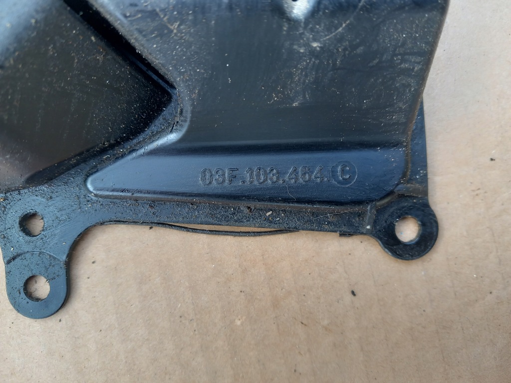 фото №4, Корпус вентиляция картера масла vw golf vi 03f103464c