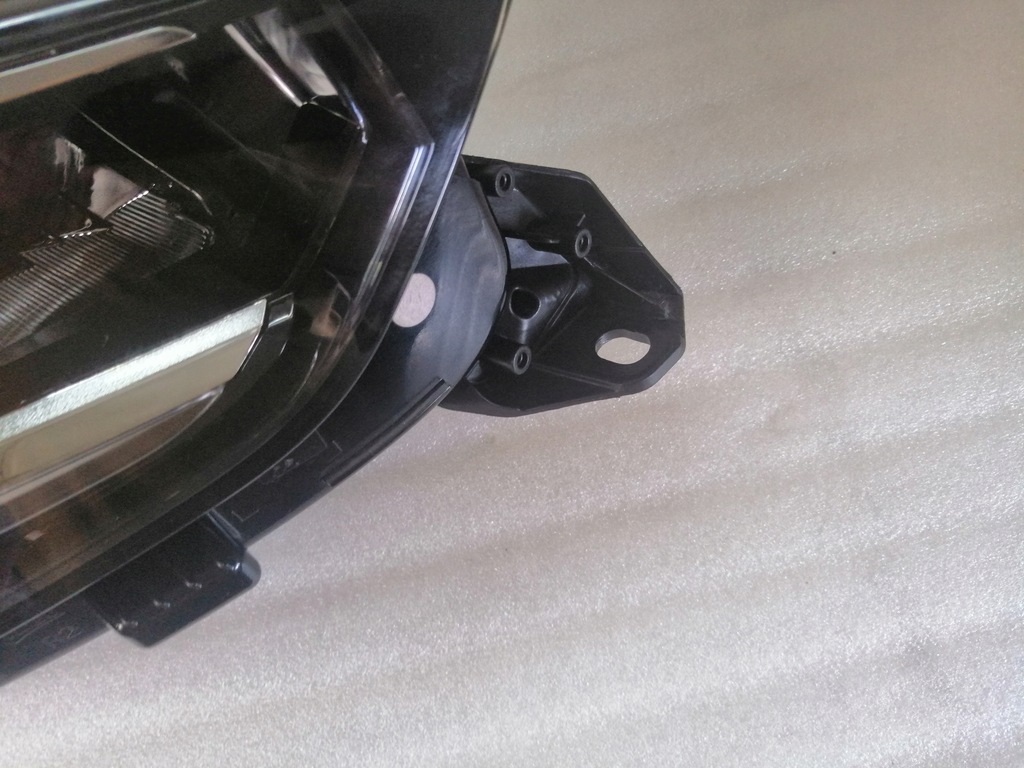 фото №8, Opel corsa f лампа перед права led