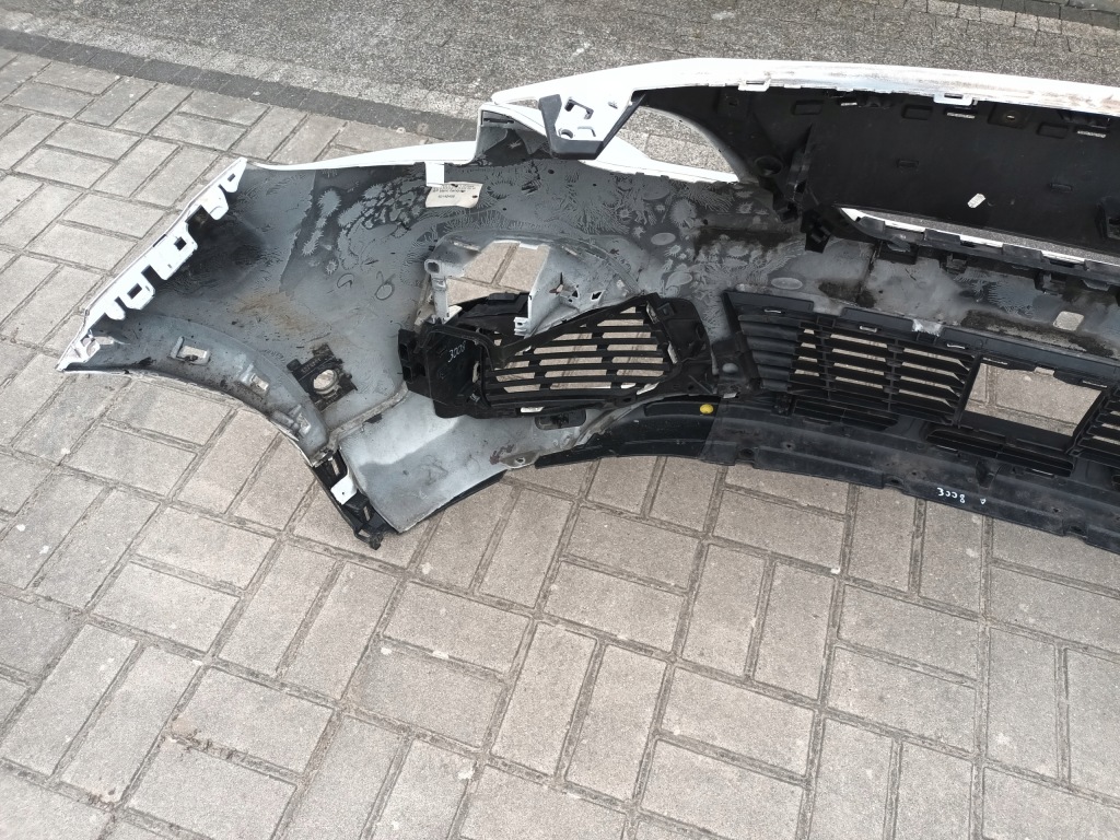 Бампер передній peugeot 3008 2 перед 16 - 20 фара full led Доставка