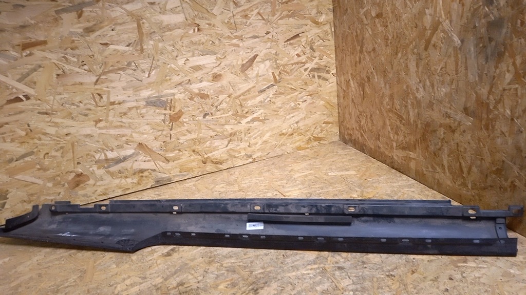 фото №7, Audi a4 b6 2.5 v6 tdi cabrio молдинг поріг