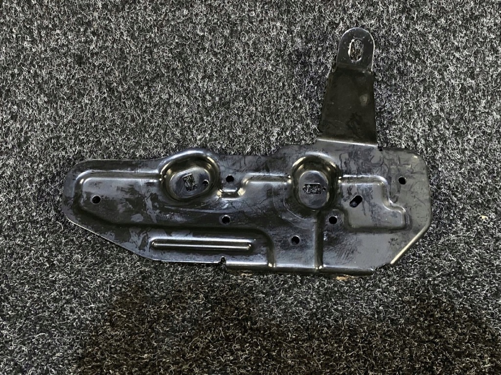 фото №1, Bmw seria 4 f32 захист трубопровід паливних 7244171