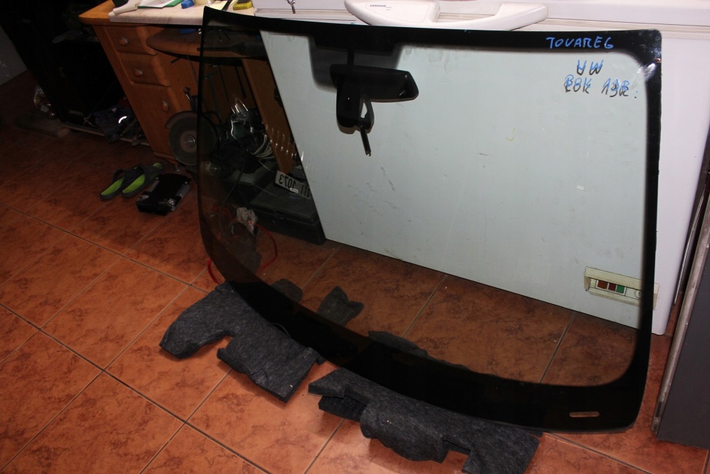 фото №3, Vw touareg 7p ii r-line lift скло передня оригінал