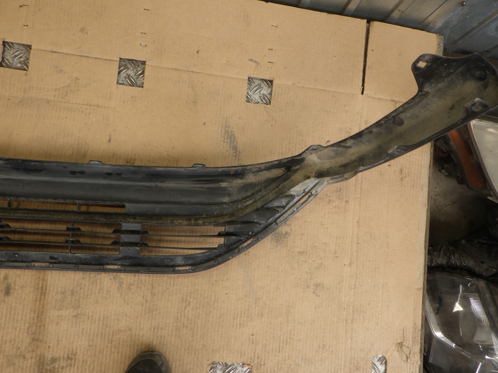 фото №7, Накладка спойлер перед передній toyota highlander