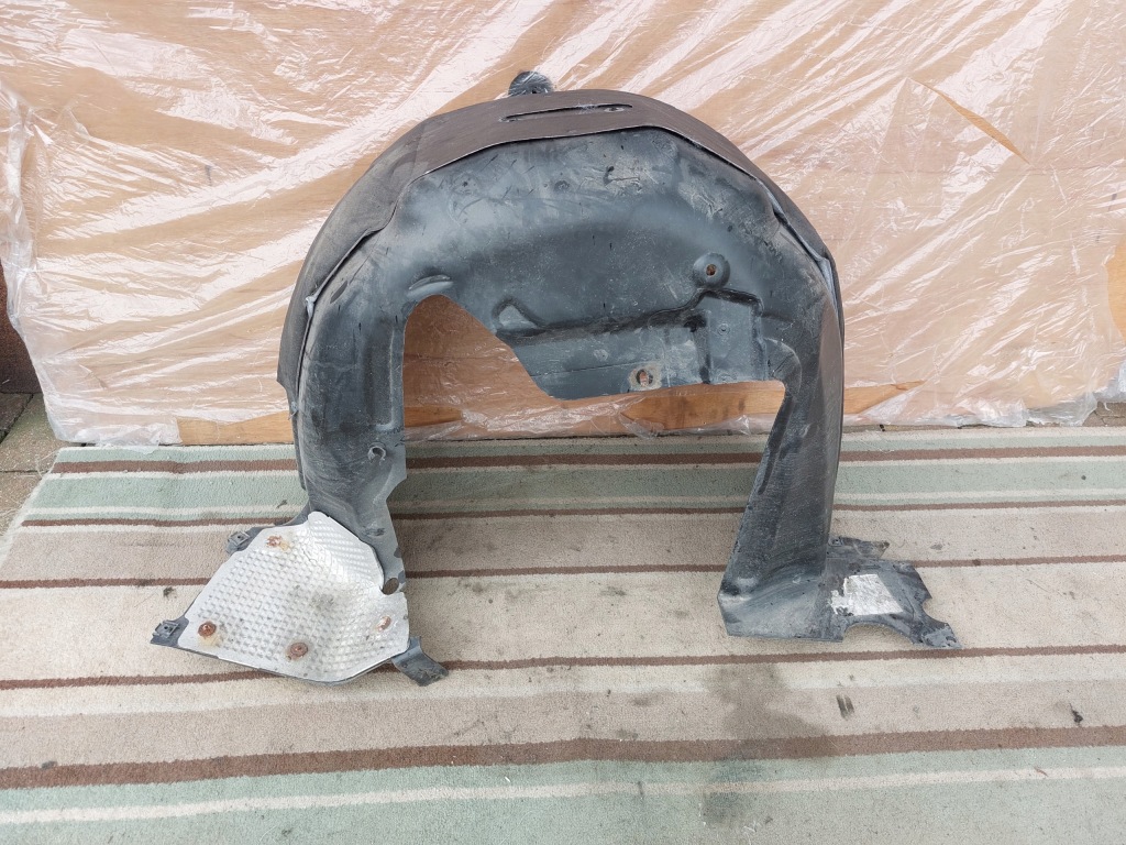 фото №1, Подкрылок левая задняя aston martin vantage 17r