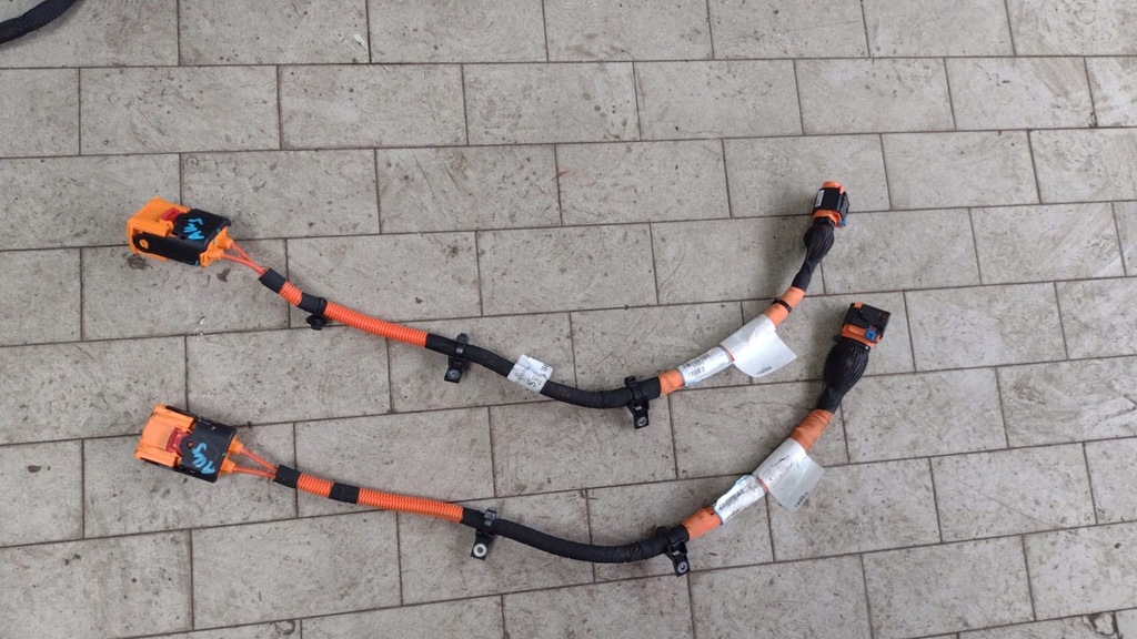 фото №1, Шланг wysokiego напруги джгут renault austral оригінальний номер 240413579r