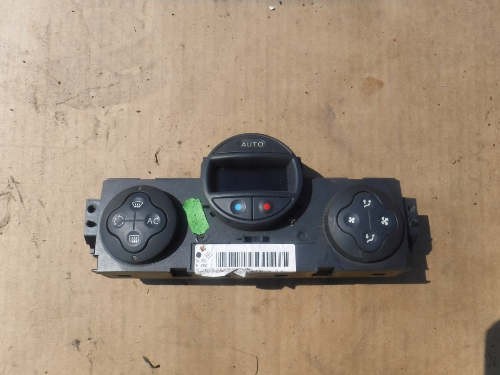 фото №1, Панель кондиціонера обдув renault megane ii 8200070752