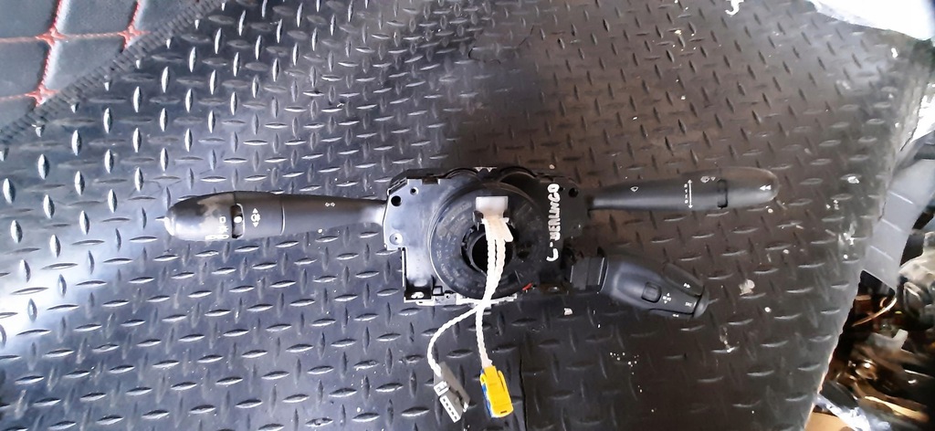 фото №9, Переключатель комбинированный citroen berlingo iii 98062257xt