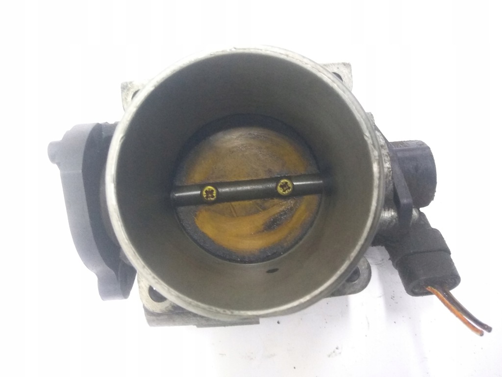 фото №1, Дроссельная заслонка 9186780 volvo v40 1.8