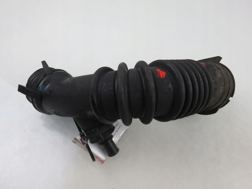 фото №8, Труба впуска toyota auris ii e18 1.4 d-4d 178800n070