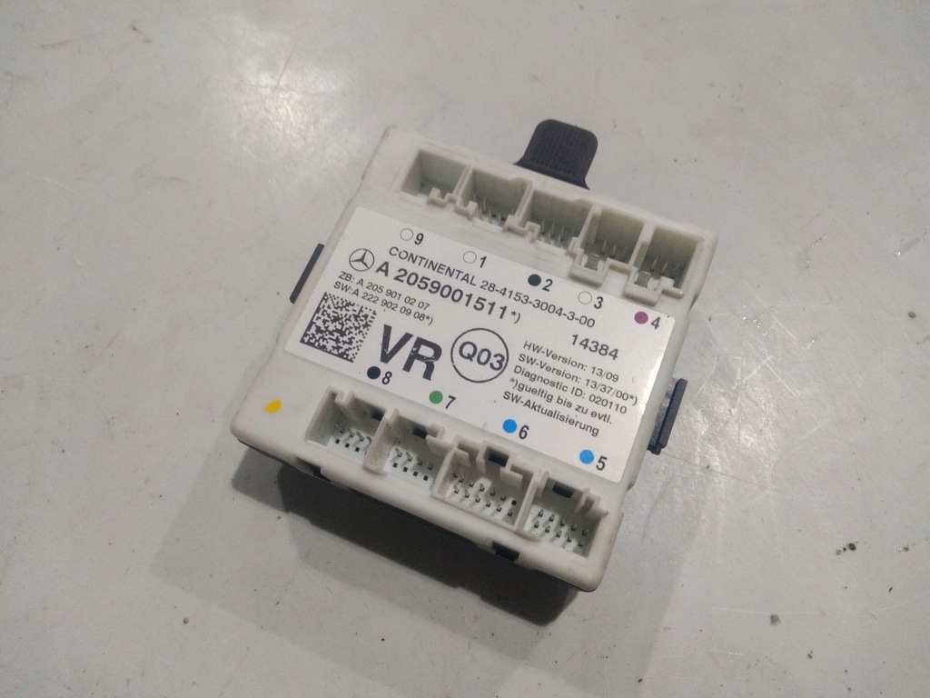 фото №1, Mercedes w205 - модуль дверь