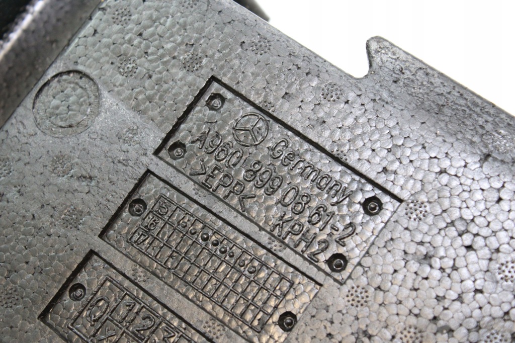 Mercedes actros mp4 защита пенополистирол бардачка вкладка a9608990861 в Украине