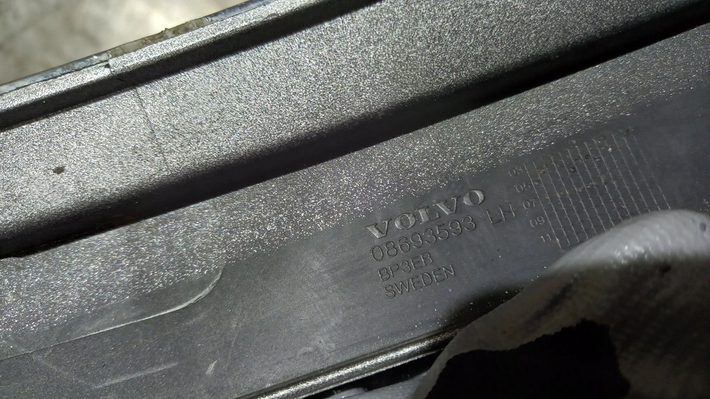 фото №6, Volvo v70 ii молдинг бампера лівий перед 08693593