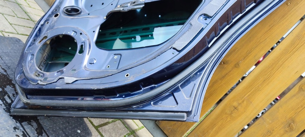 Дверь задний задние правое mercedes w211 универсал c359 в Украине