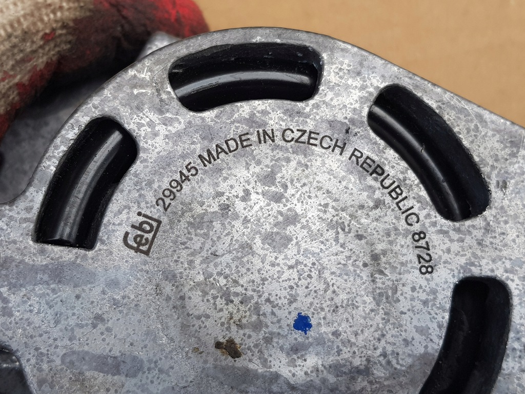 фото №13, Jak новий натягувач ремінь обладнання febi / audi a2 1.4 tdi amf 75km