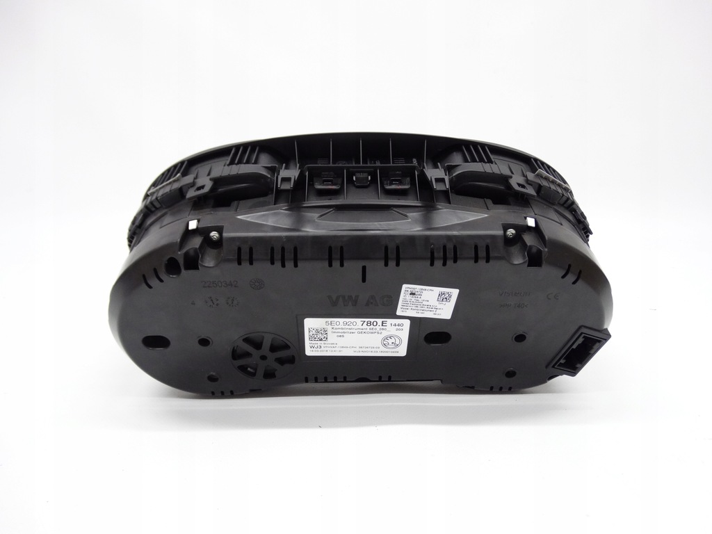 фото №9, Skoda octavia iii tsi счетчик 5e0920780e оригинальный