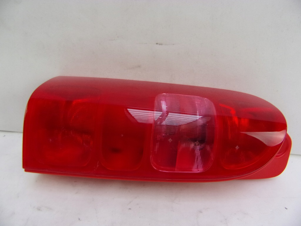 фото №1, Renault master ii лампа ліва задня 7700352700