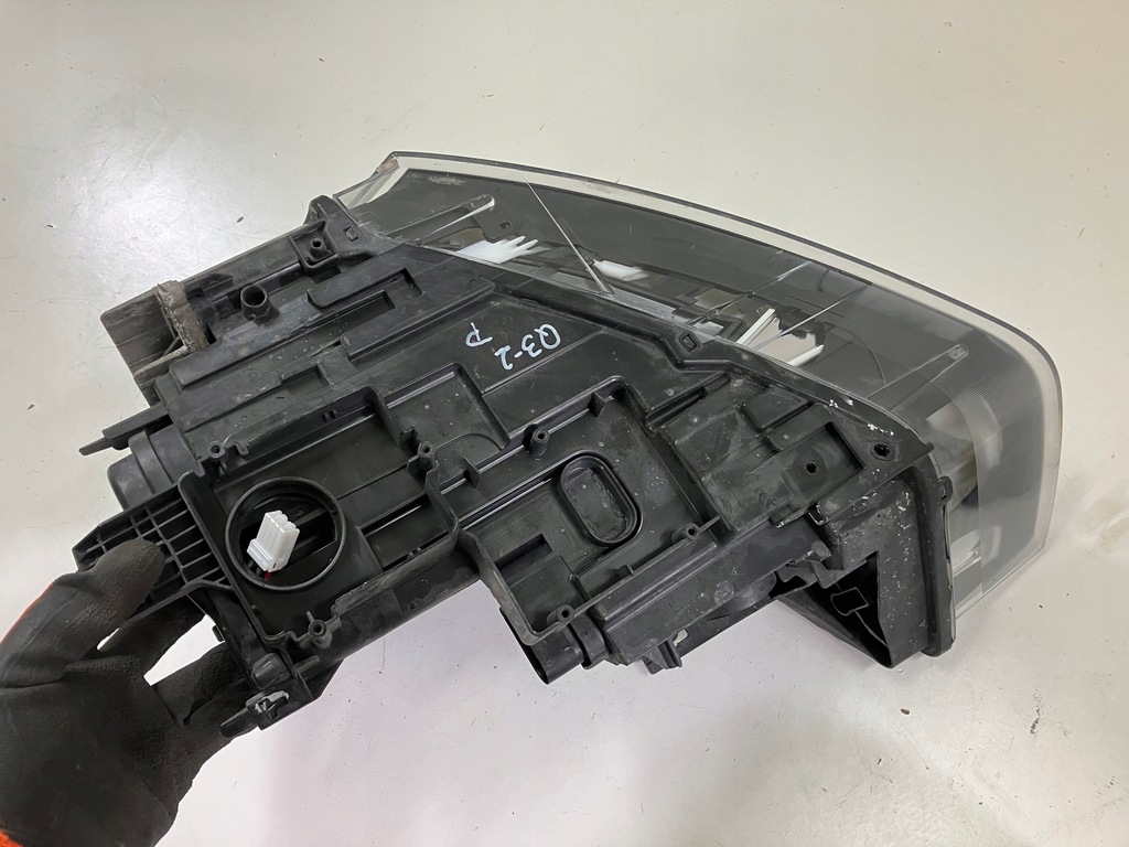 фото №7, Лампа правый перед правая ксенон led audi q3 i 8u 8u0941006a uk
