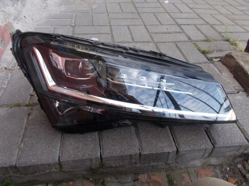 фото №1, Skoda superb iii lift лампа перед правая full led оригинал europa