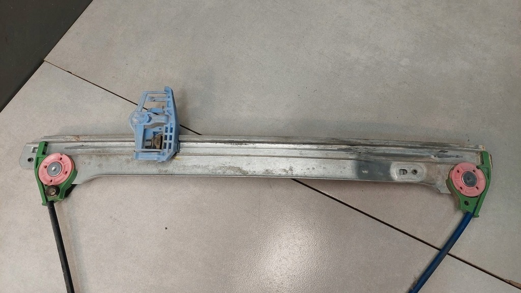 фото №9, Подъемник стекло левый перед citroen c2 1.4 b 3d