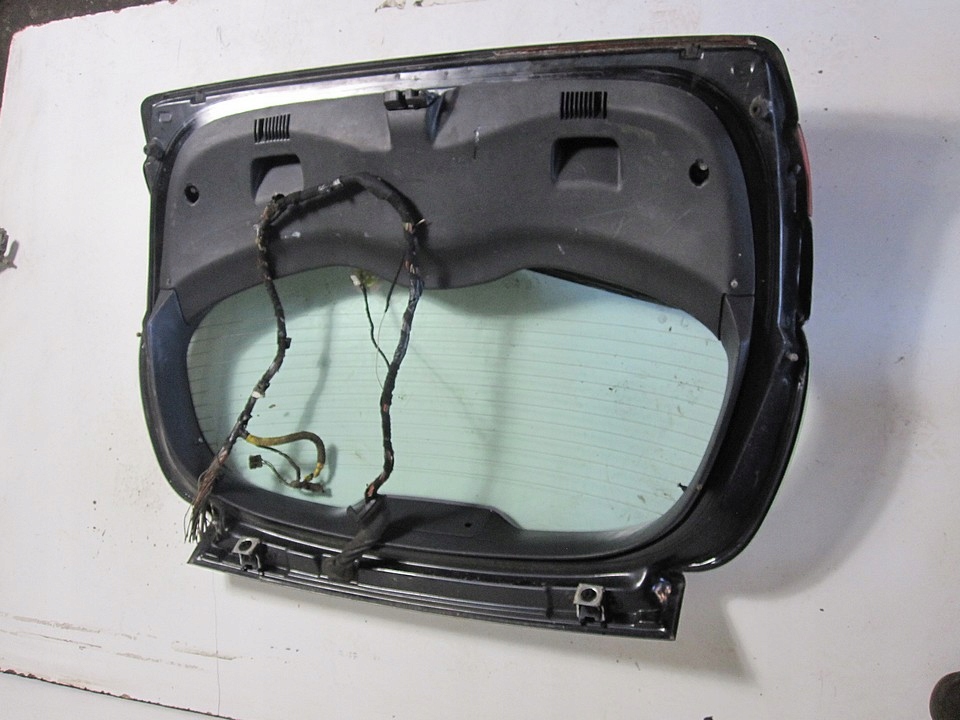 фото №9, Крышка багажника задняя багажника alfa romeo 147 02r