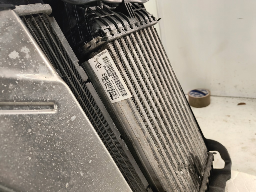 Peugeot 208 i 1.5 blue hdi ремінь передній kompletny кондиціонера інтеркулер в Україні