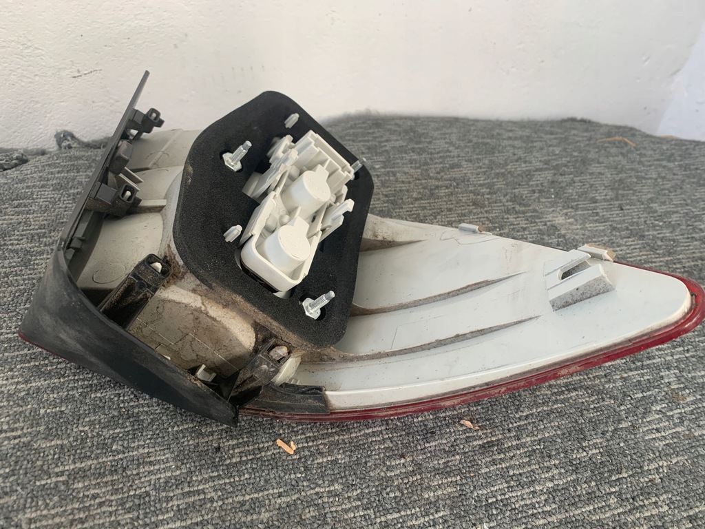 фото №13, Mercedes b klasa w 245 b180 лампа кузовна правий задня права задня ory