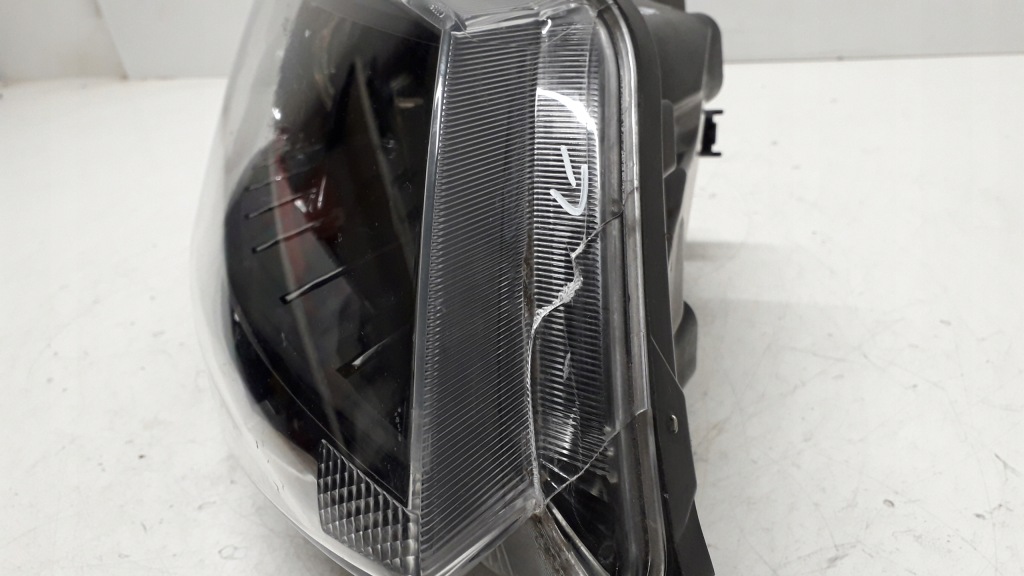 фото №16, Skoda fabia 3 iii 14- лампа права перед 6v1941016b