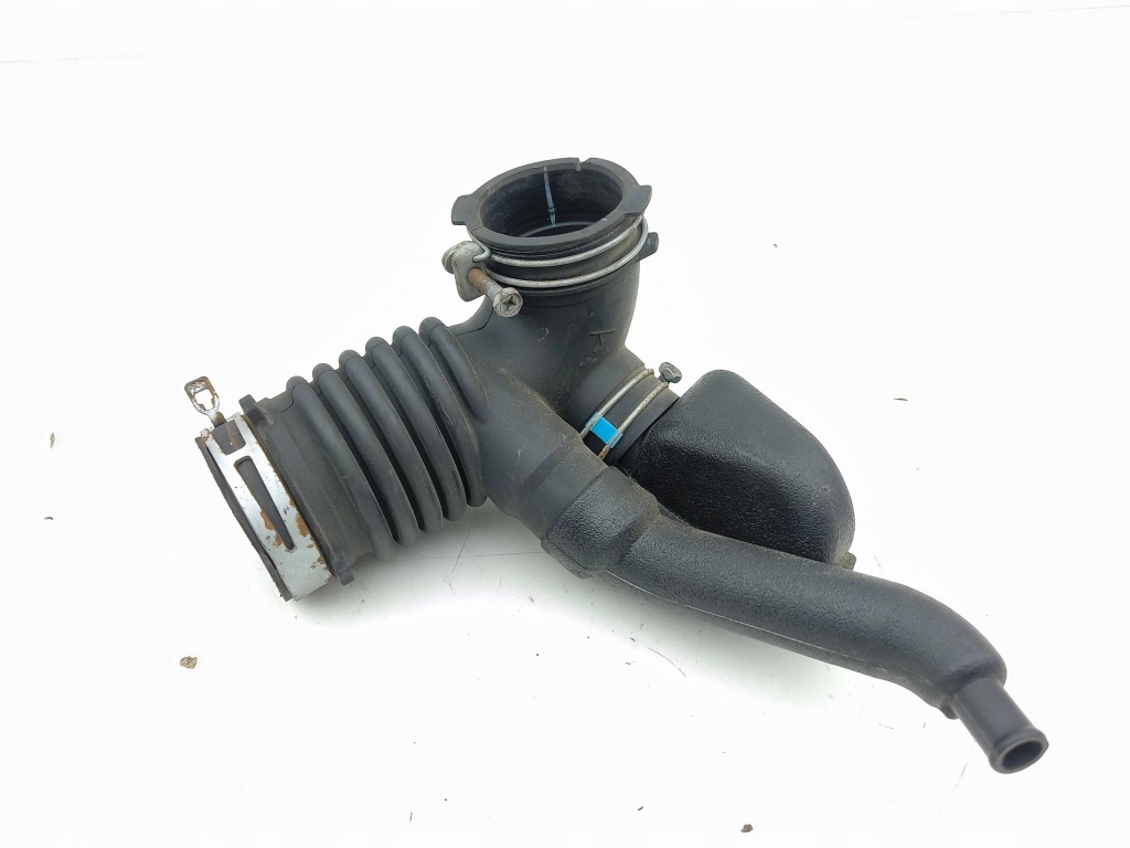 фото №1, Lexus ct 200h 2013 труба / пабтрубок  впускной воздуха