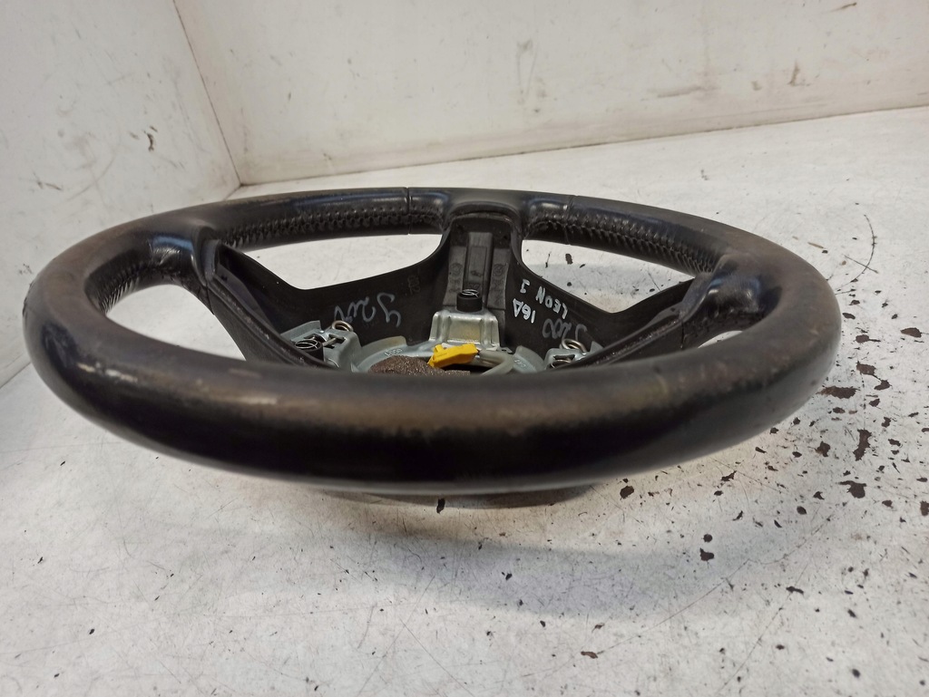 фото №8, Seat leon 1 i воздуховод трёхспицевая 1j0419091ae