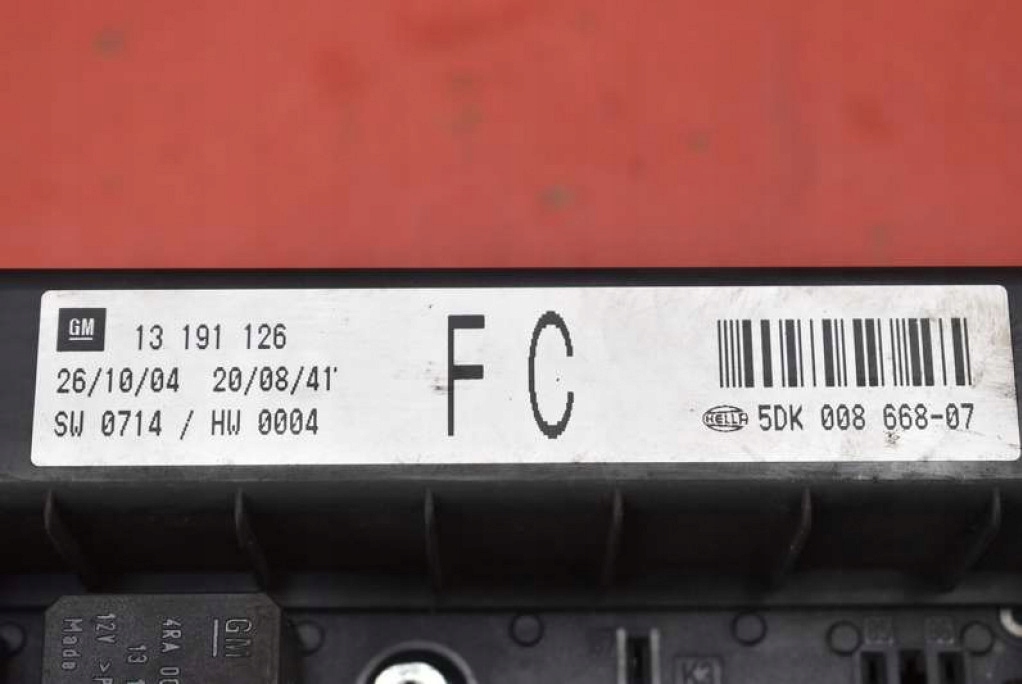 фото №12, Коробка запобіжників 13191126fc opel astra iii h 1.4 16v 90km 04-07 + pin