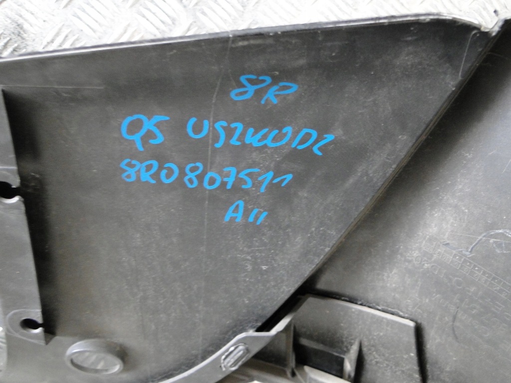 Бампер задній audi q5 8r 8r0 8r0807511 lekko пошкоджений в Україні