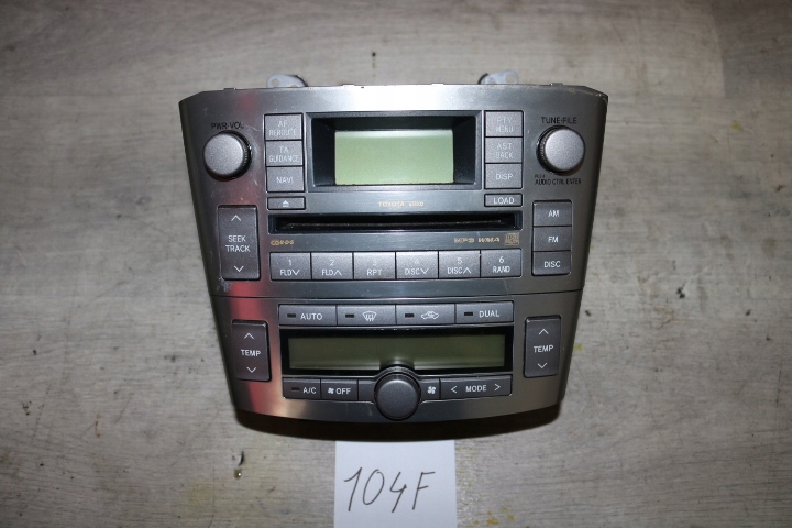 фото №1, Панель керування кондиціонер перемикачі радіо cd toyota avensis t25