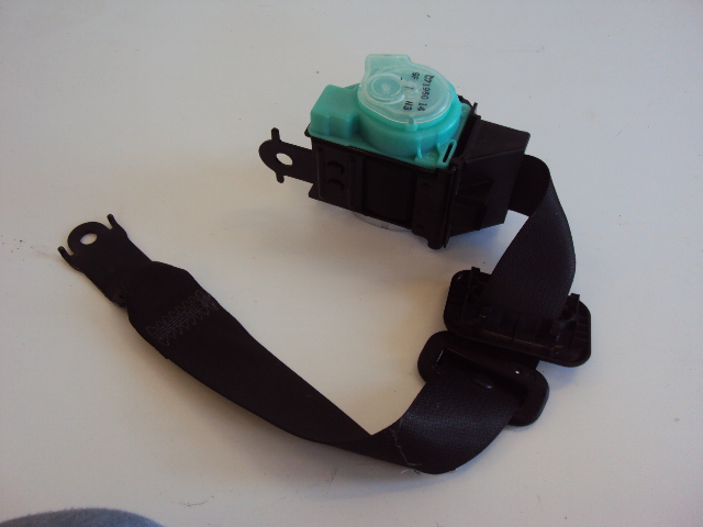 фото №2, Pas безпеки задня середина lexus is iii 2013-