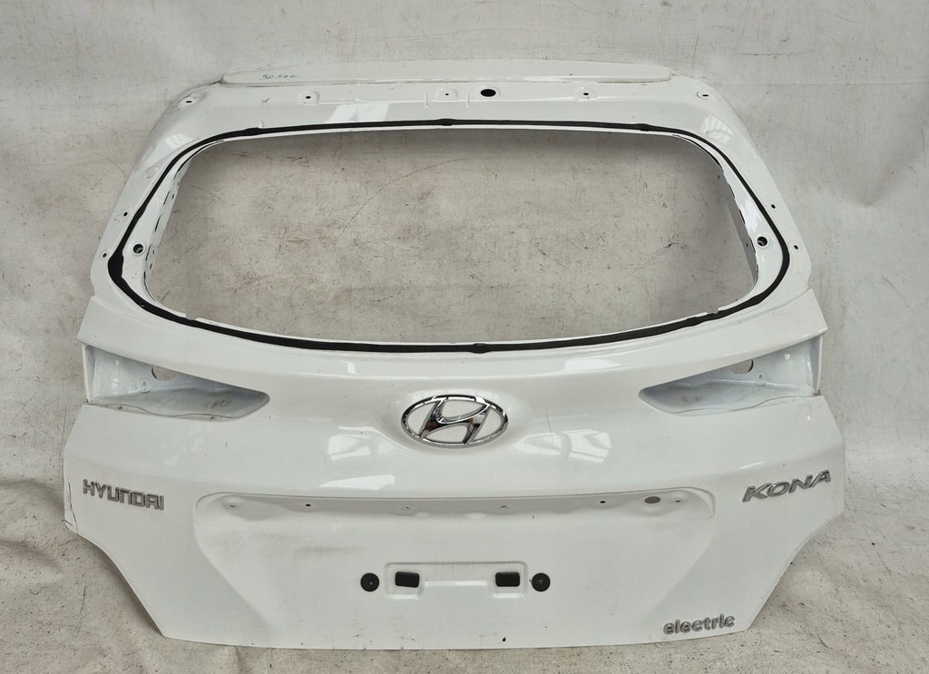 фото №1, Hyundai kona i 1 17- крышка багажника багажника задняя задняя