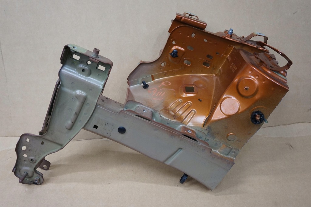 фото №1, Лонжерон правая подкрылок citroen c4 iii